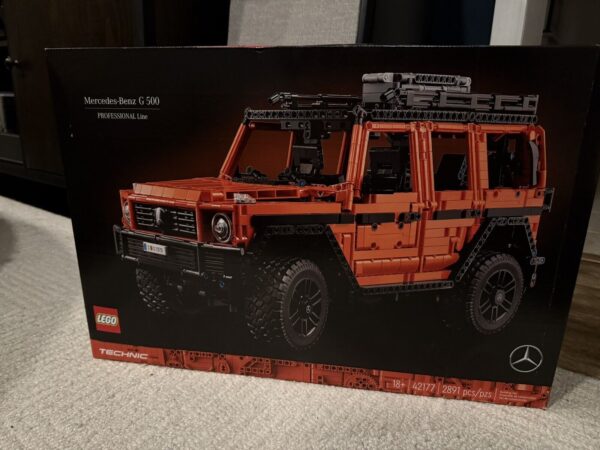 Brand New Genuine LEGO TECHNIC Mercedes-Benz G500 Pro Line 42177 2891 Pcs | Price For Sale - New