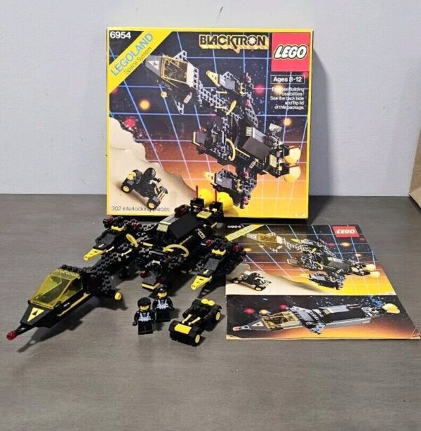 Lego Space Blacktron: Renegade 6954 100%  Complete W/Box & Manual  | Price For Sale - Used