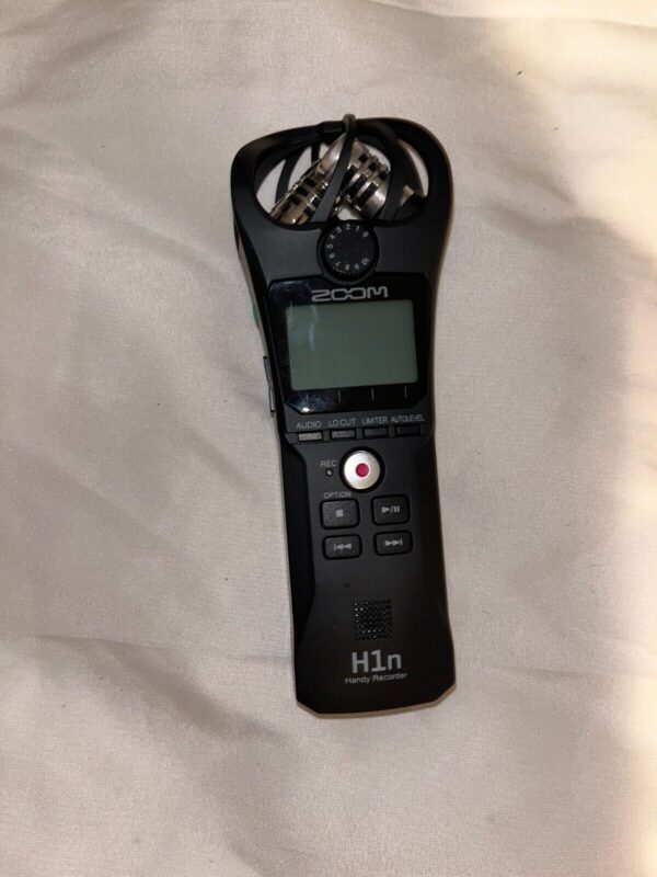 Zoom H1n Digital Portable Digital Recorder - ZH1NBSTK | Price For Sale - Open box