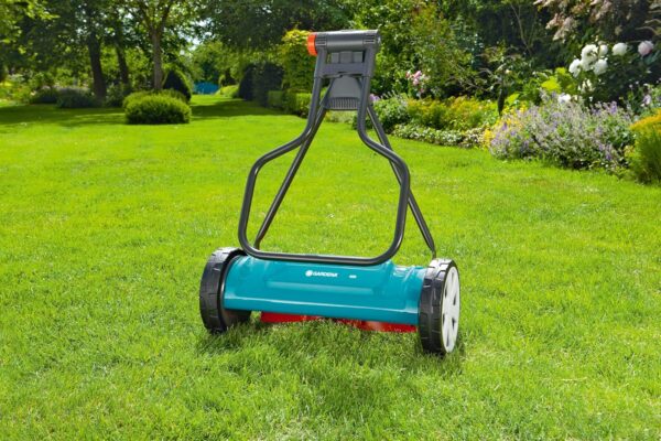 GARDENA (4018) Classic 16" Reel Lawn Mower with 5 Blades. Perfect Cut Every time for meticulous Yards. Eco-Friendly, Made in Europe - For Sale - Price - Image 6