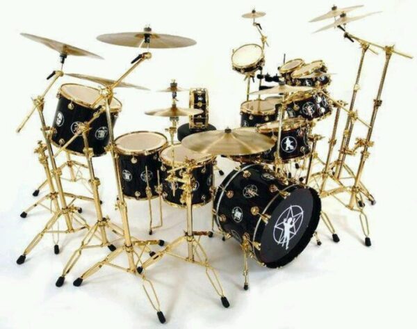 Neil Peart DW R30 Drum Kit #10 of 30 complete | Price For Sale - Used - Image 2